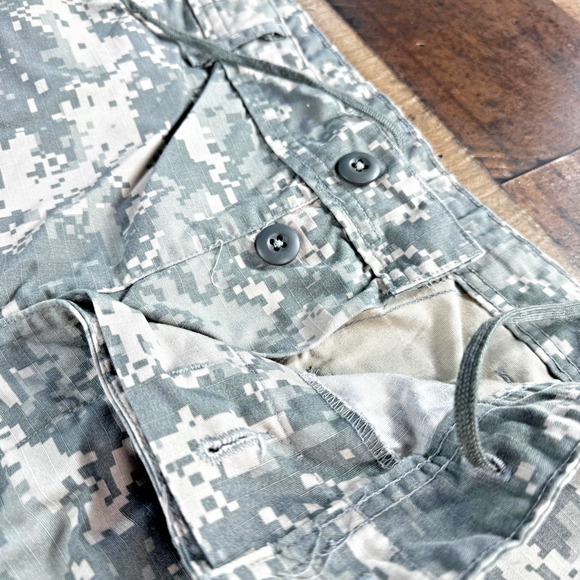 US ARMY Combat Uniform Pants Trousers Mens MEDIUM REGULAR Digital Camo Ripstop - Picture 4 of 13